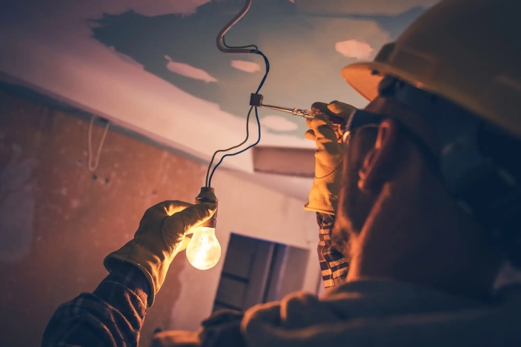 Experienced Electrician Cardiff Professional Electrical Services for Homes and Businesses